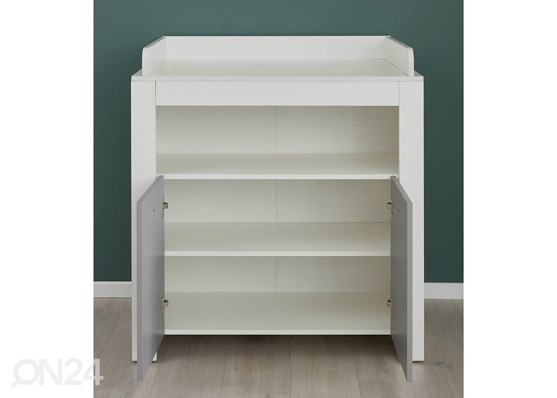 Kummut mähkimislauaga Pia suurendatud