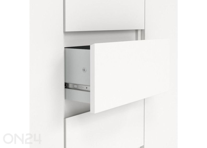 Kummut Naia suurendatud