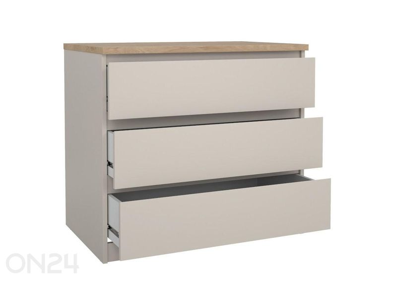 Kummut Naia suurendatud