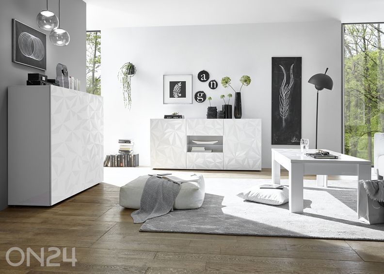 Kummut Prisma suurendatud