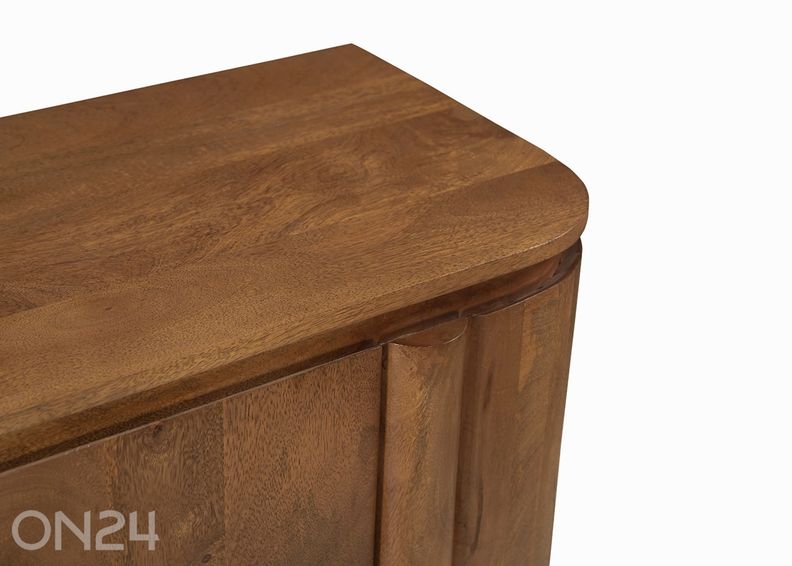 Kummut Salano suurendatud