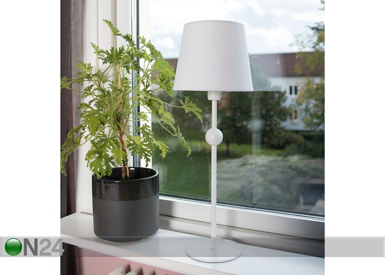 Lambijalg Astrid suurendatud