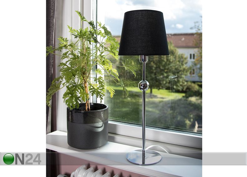 Lambijalg Astrid suurendatud