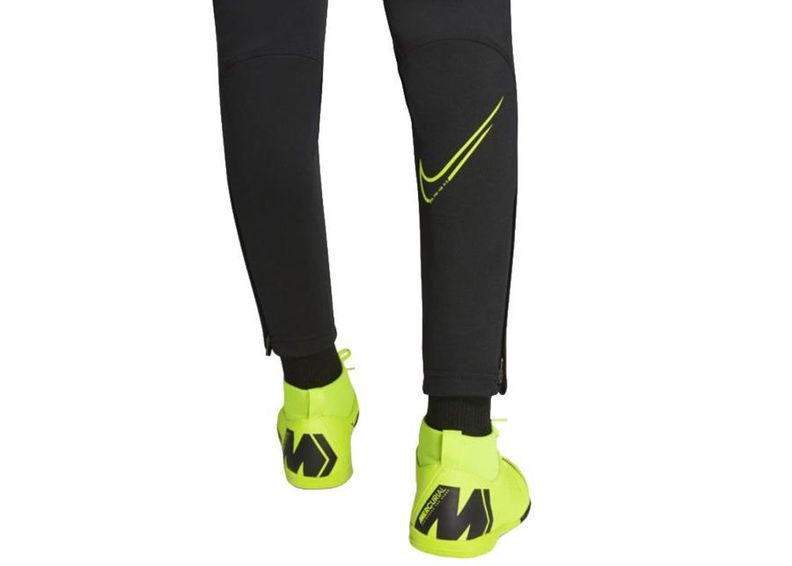 Laste dressipüksid Nike Cr7 Dry Kpz Jr CD1164-010 suurendatud