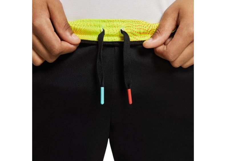 Laste dressipüksid Nike Cr7 Dry Kpz Jr CD1164-010 suurendatud