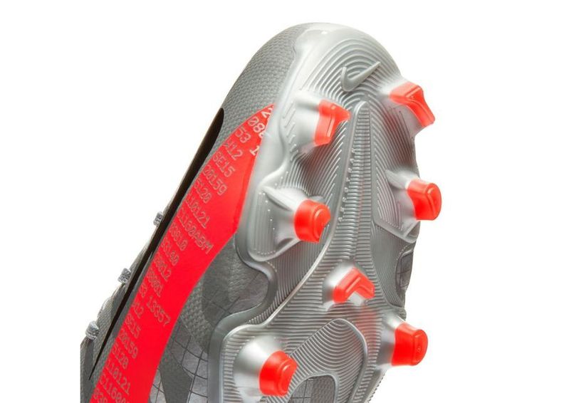 Laste jalgpallijalatsid muru/kunstmuru Nike Vapor 13 Academy Mg Jr AT8123-906 suurendatud