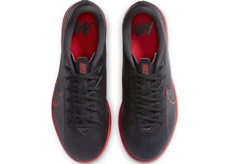Laste saali jalgpallijalatsid Nike Mercurial Vapor 13 Academy IC Jr AT8137 060 suurendatud