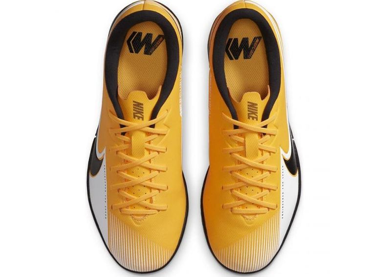 Laste saali jalgpallijalatsid Nike Mercurial Vapor 13 Academy IC Jr AT8137 801 suurendatud