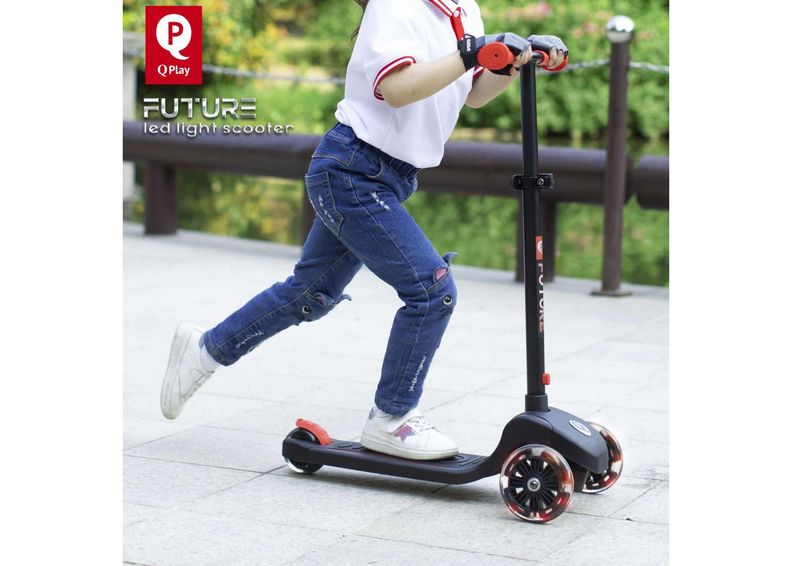 Laste tõukeratas Led tuledega QPlay Volare suurendatud