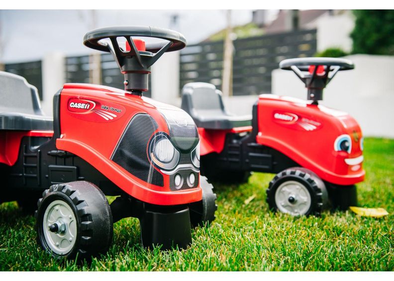 Laste traktor Baby Case IH Volare suurendatud