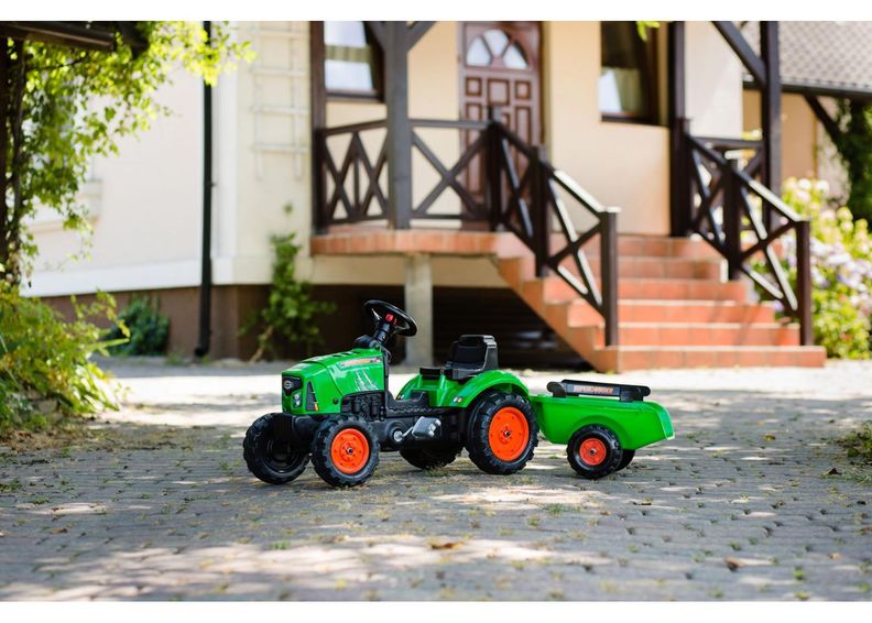 Laste traktor Supercharger suurendatud