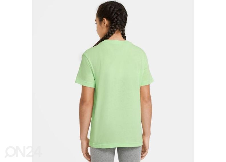 Laste vabaajasärk Nike Sportswear suurendatud