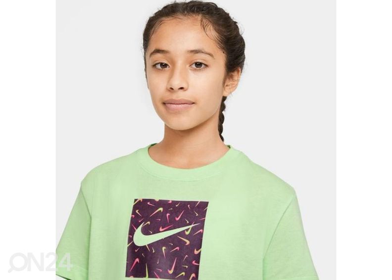 Laste vabaajasärk Nike Sportswear suurendatud