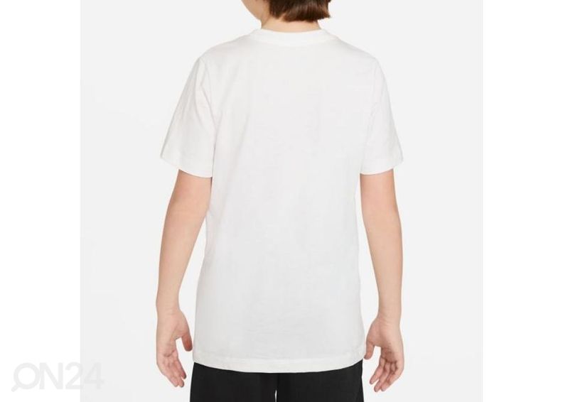 Laste vabaajasärk Nike Sportswear suurendatud