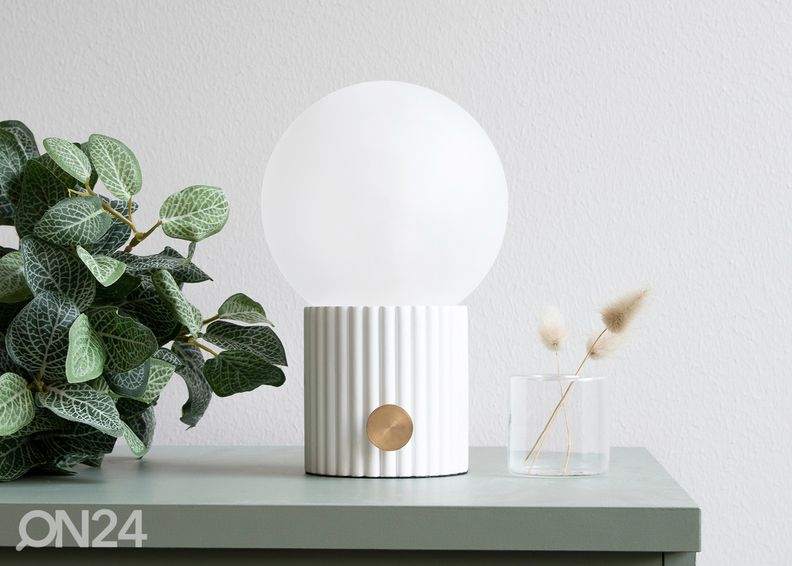 Laualamp Hubble suurendatud