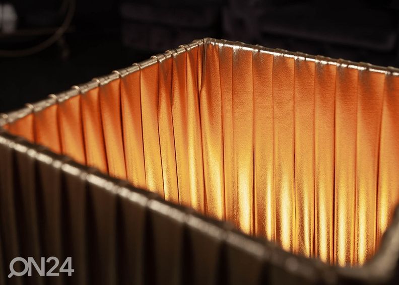 Laualamp Paris suurendatud