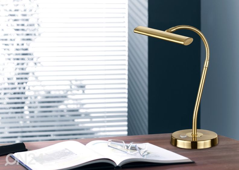 Lauavalgusti Curtis suurendatud