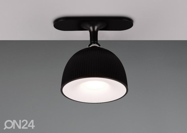 Lauavalgusti Maxima akuga suurendatud