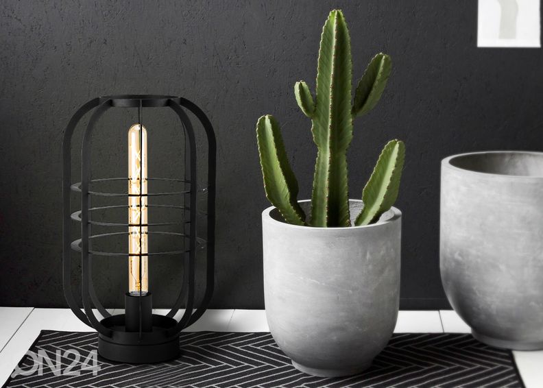 Lauavalgusti Nero suurendatud