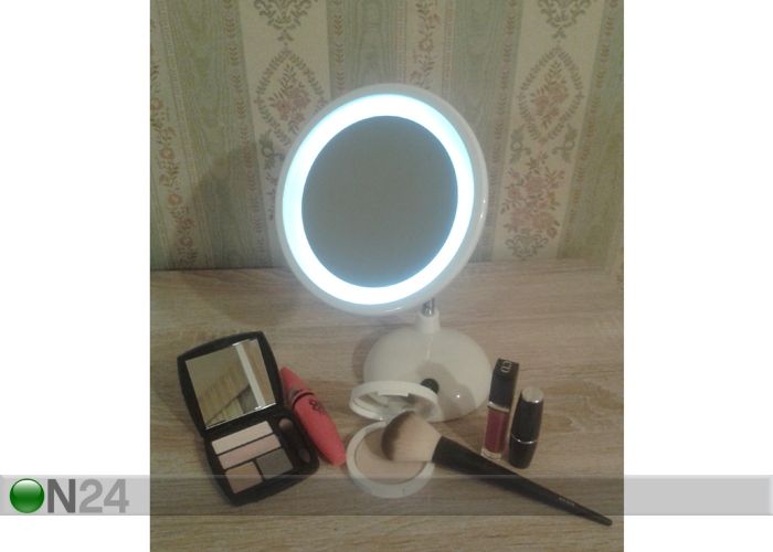 LED lauapeegel suurendatud
