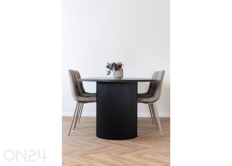 Lillepott suurendatud