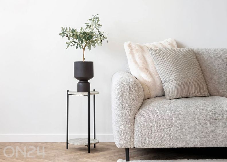 Lillepott suurendatud