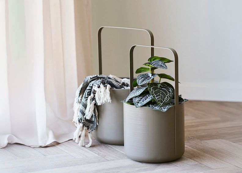 Lillepottide komplekt 2 tk suurendatud