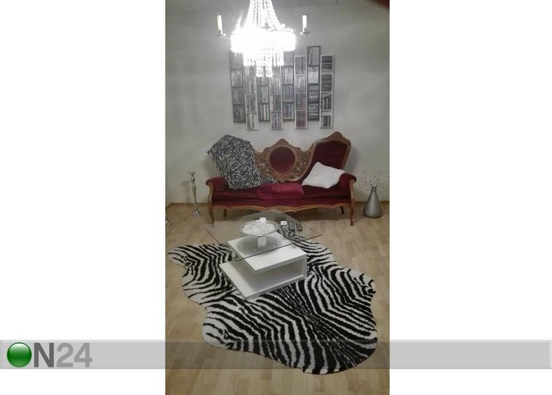 Loomamustriga vaip Sebra 150 x 220 cm suurendatud