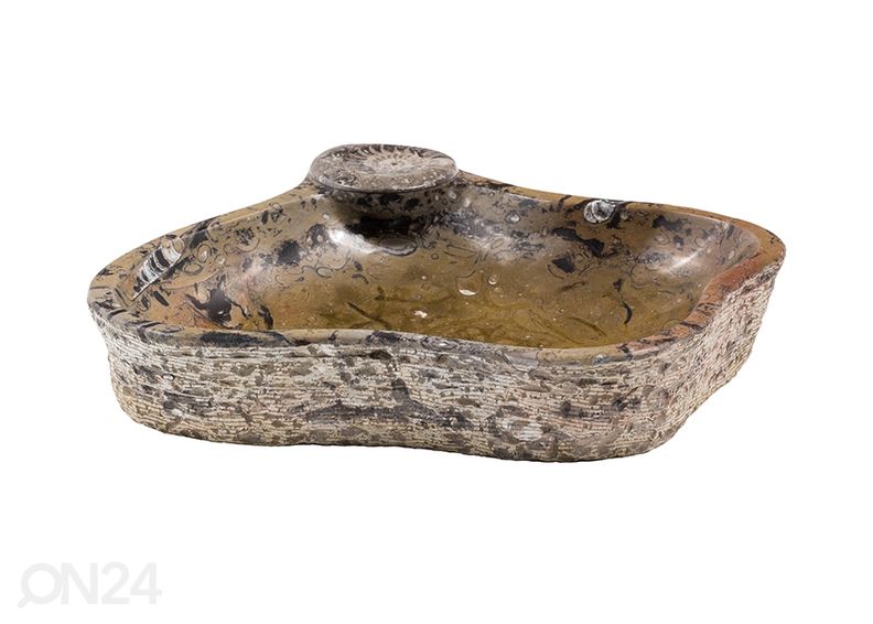 Marmorist valamu suurendatud