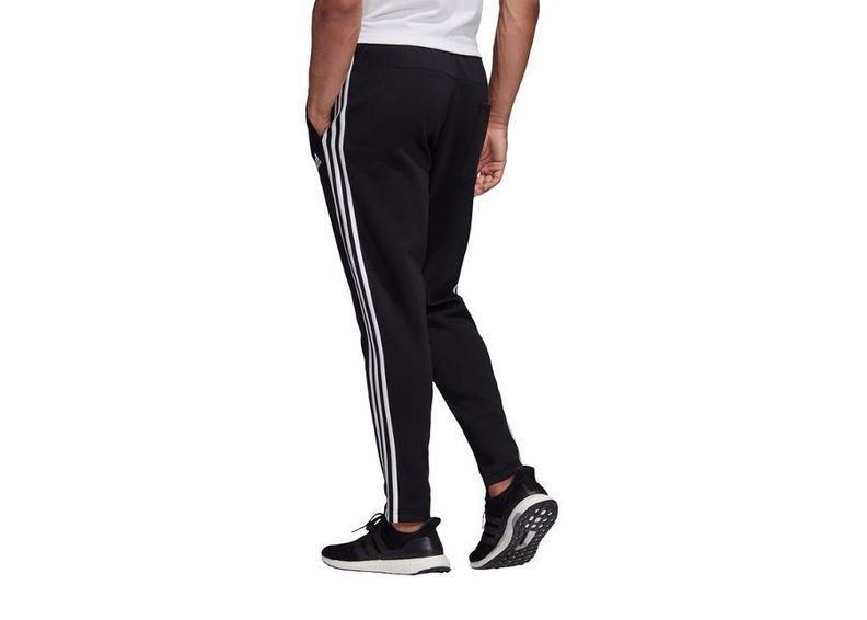 Meeste dressipüksid Adidas Must Haves Tapared M FK6884 suurendatud