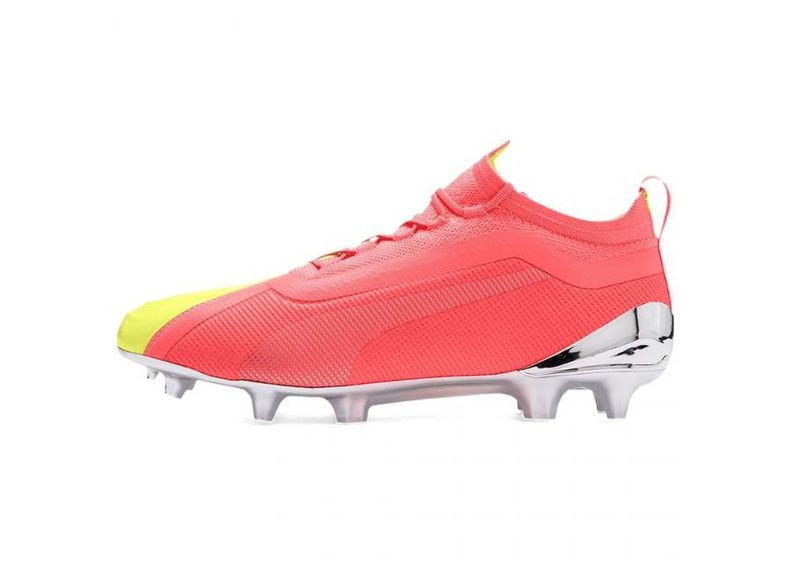 Meeste jalgpallijalatsid muru/kunstmuru Puma One 20.1 M FG AG 105956 01 suurendatud