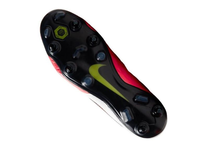 Meeste jalgpallijalatsid muru Nike Legend 8 Elite SG Pro AC M AT5900-606 suurendatud