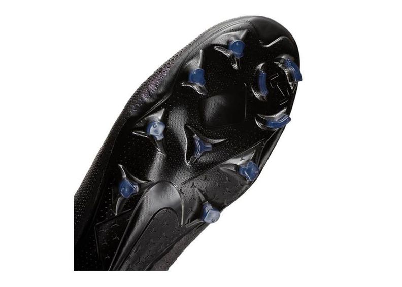 Meeste jalgpallijalatsid muru Nike Phantom Vsn 2 Elite Df Fg M CD4161-010 suurendatud