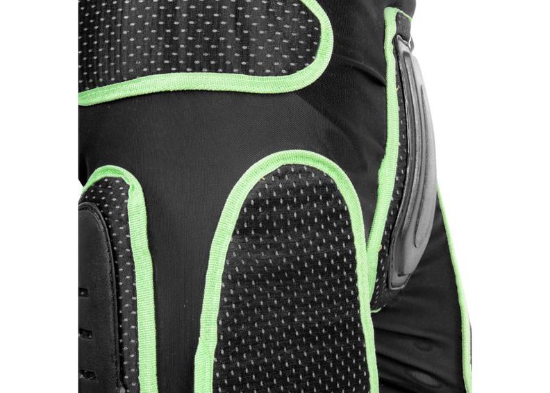 Meeste kaitsmetega püksid Xator W-TEC suurendatud