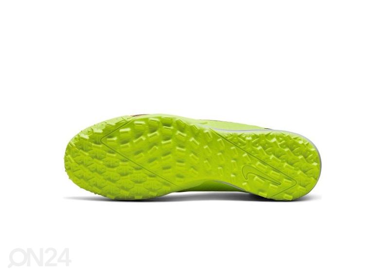 Meeste kunstmuru jalgpallijalatsid Nike Superfly 8 Academy TF suurendatud