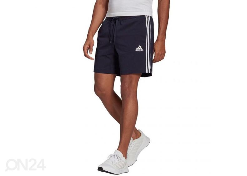 Meeste lühikesed vabaajapüksid Adidas suurendatud