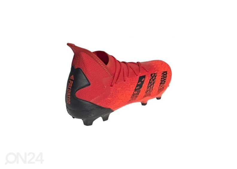 Meeste muru jalgpallijalatsid Adidas Predator Freak.3 FG suurendatud