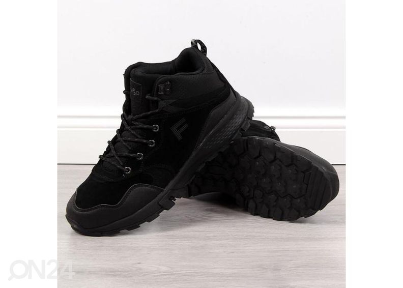 Meeste talvesaapad Filippo suurendatud