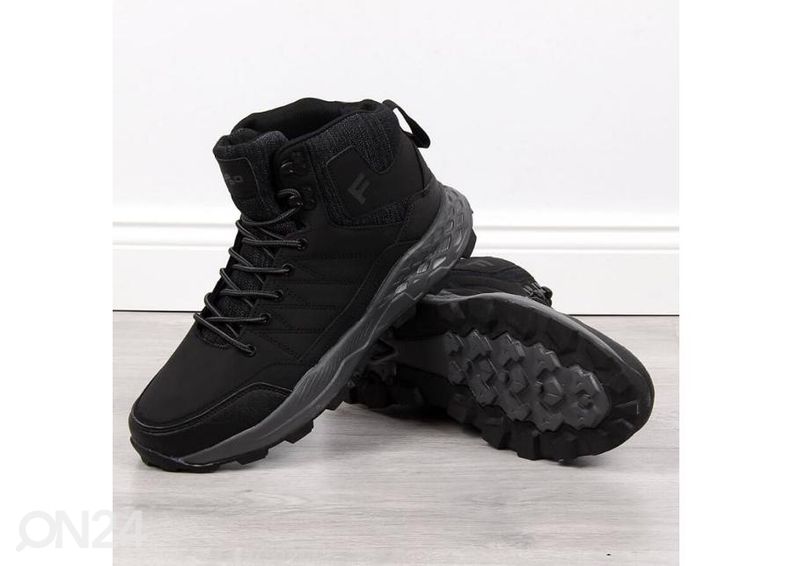 Meeste talvesaapad Filippo suurendatud