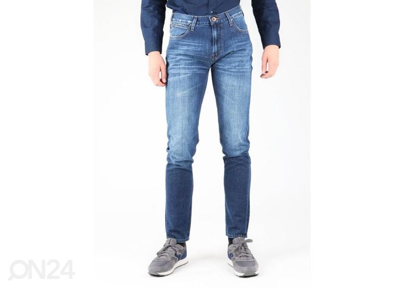 Meeste teksad Lee Arvin suurendatud