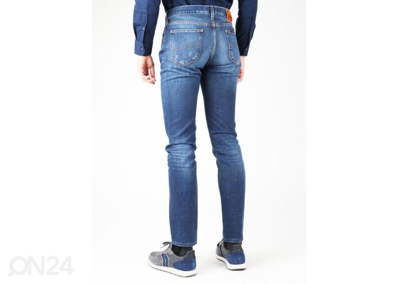 Meeste teksad Lee Arvin suurendatud