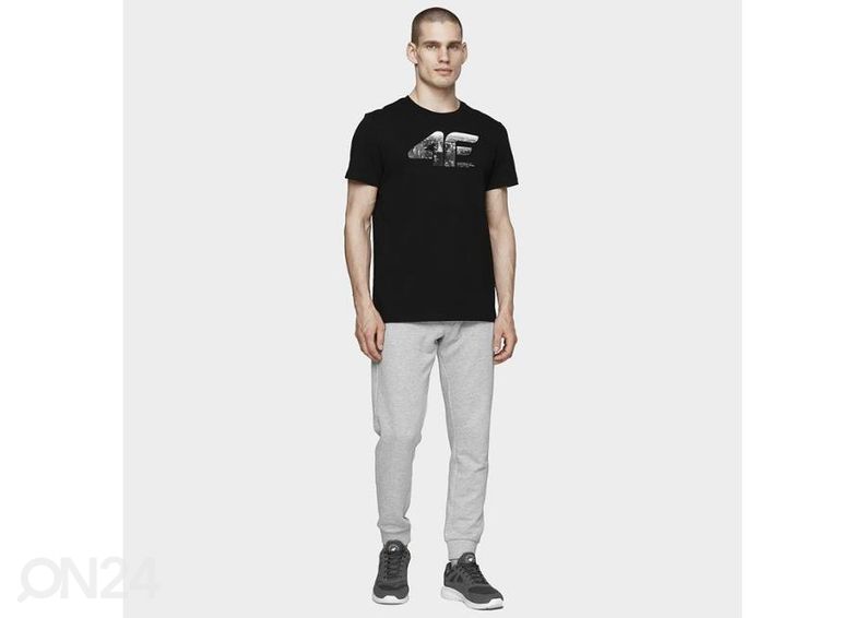 Meeste treeningsärk 4F suurendatud