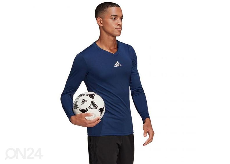 Meeste treeningsärk Adidas Team Base Tee suurendatud