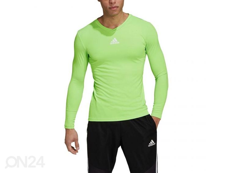 Meeste treeningsärk Adidas Team Base Tee suurendatud