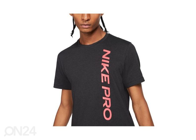 Meeste treeningsärk Nike Pro suurendatud