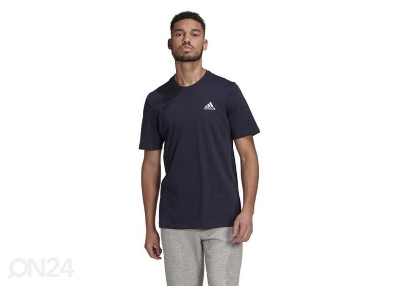 Meeste vabaajasärk Adidas Essentials suurendatud