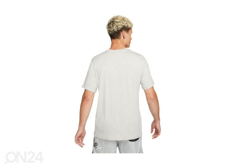 Meeste vabaajasärk Nike NSW Sustainability suurendatud
