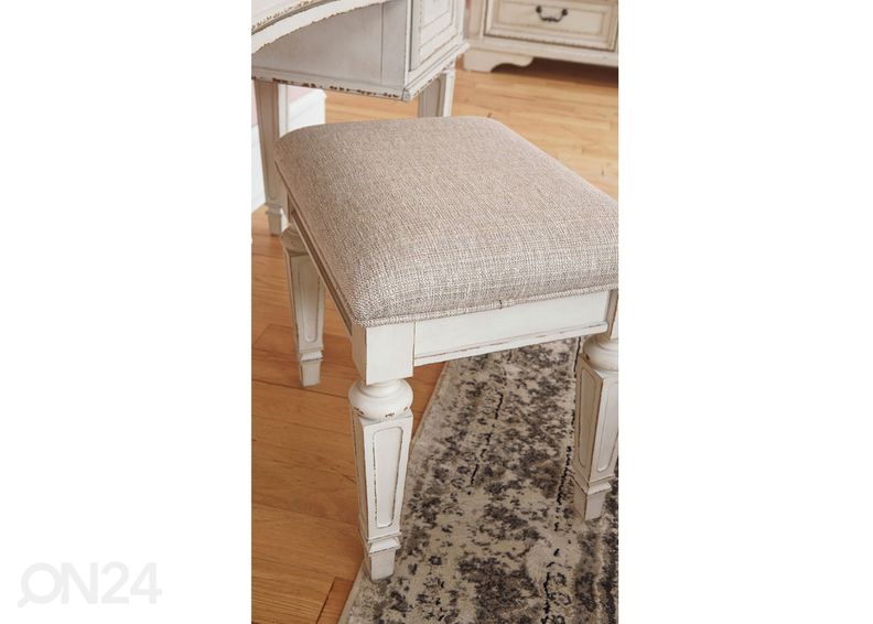 Meigilaua komplekt suurendatud