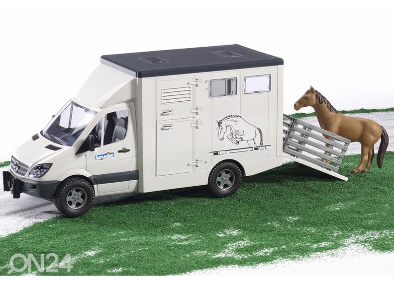 Mercedes-Benz Hobuveok suurendatud