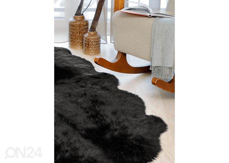 MERINO black SEXTO ±130x180, naturaalne lambanahk suurendatud